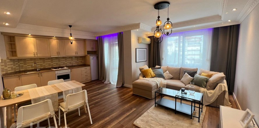 1+1 Apartment  in Alanya, Antalya, Turkey No. 70668