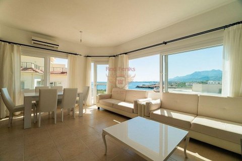 Apartment for sale  in Girne, Northern Cyprus, 3 bedrooms, 155m2, No. 71231 – photo 21