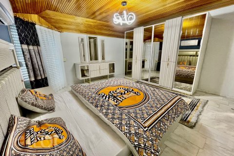 Penthouse for sale  in Oba, Antalya, Turkey, 4 bedrooms, 220m2, No. 70222 – photo 11