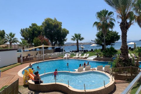 Hotel for sale  in Bodrum, Mugla, Turkey, 56 bedrooms, 3200m2, No. 68962 – photo 2