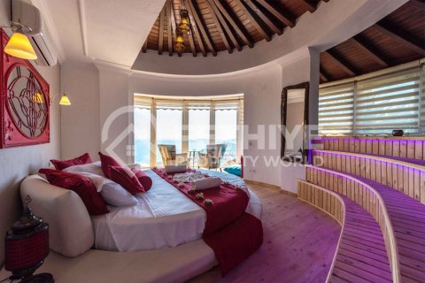 Villa for sale  in Kalkan, Antalya, Turkey, 5 bedrooms, 240m2, No. 67733 – photo 11