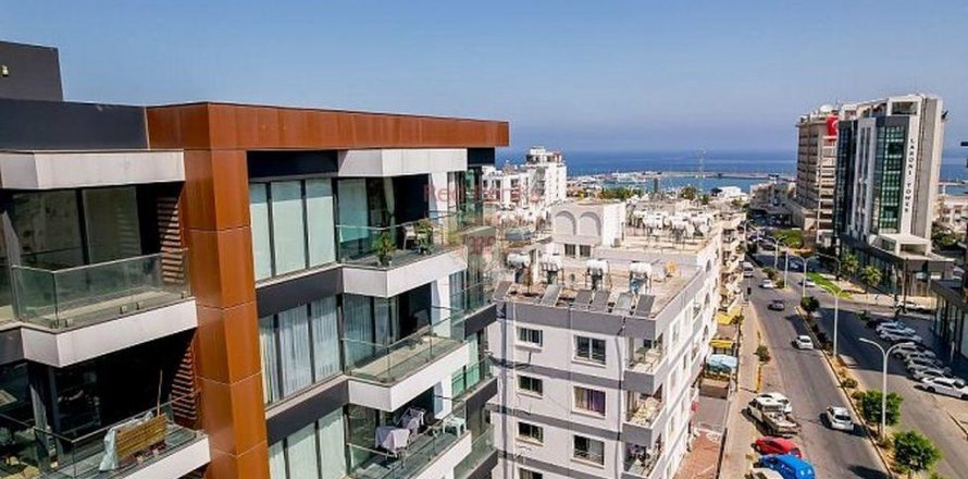 2+1 Apartment  in Girne, Northern Cyprus No. 71259