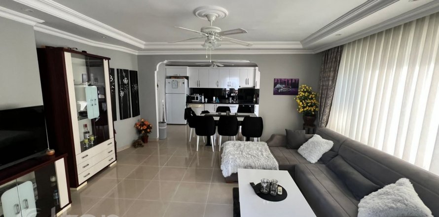 2+1 Apartment  in Oba, Antalya, Turkey No. 67208