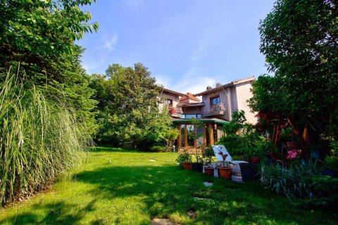 Villa for sale  in Sariyer, Istanbul, Turkey, 6 bedrooms, 485m2, No. 77389 – photo 1