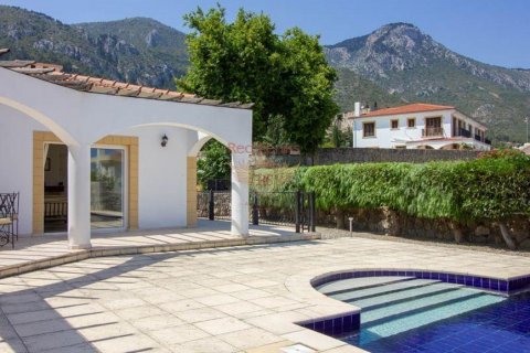 Villa for sale  in Girne, Northern Cyprus, 3 bedrooms, 150m2, No. 77084 – photo 20