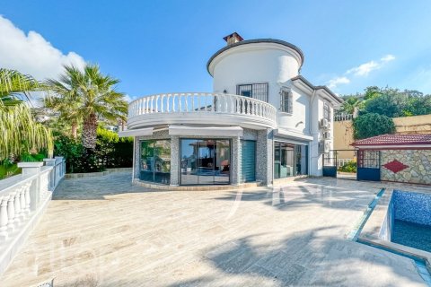 Villa for sale  in Alanya, Antalya, Turkey, 3 bedrooms, 150m2, No. 76795 – photo 1