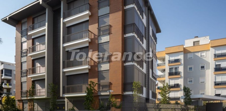 1+1 Apartment  in Lara, Antalya, Turkey No. 61588