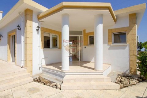 Villa for sale  in Girne, Northern Cyprus, 3 bedrooms, 150m2, No. 77084 – photo 21