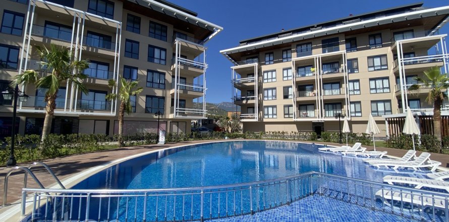 1+1 Apartment  in Oba, Antalya, Turkey No. 76633