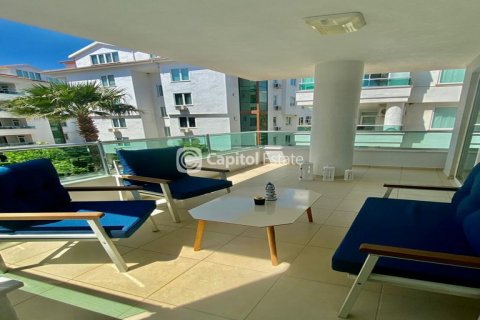 Apartment for sale  in Antalya, Turkey, 1 bedroom, 110m2, No. 74080 – photo 19