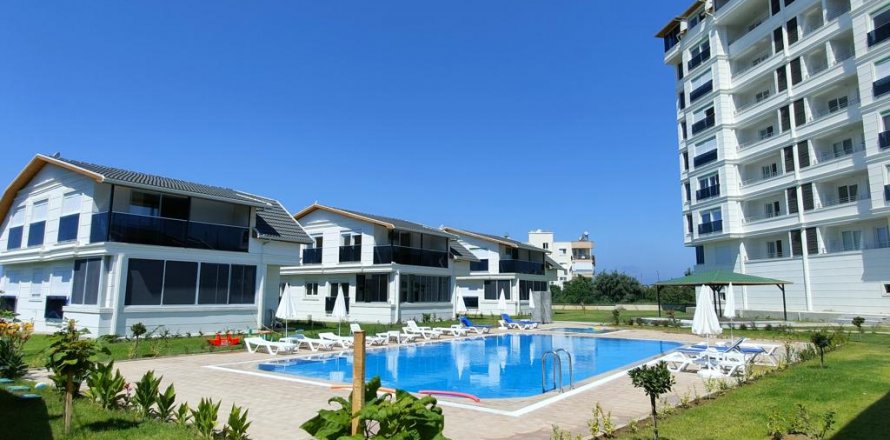 1+1 Apartment  in Gazipasa, Antalya, Turkey No. 77446