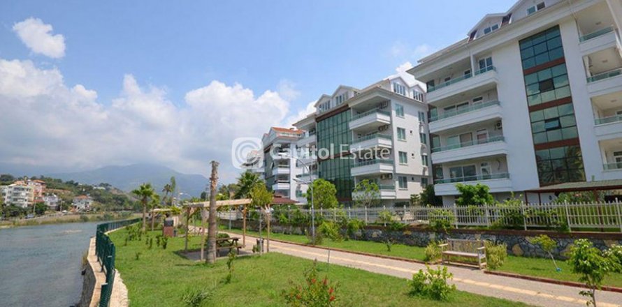 1+1 Apartment  in Antalya, Turkey No. 74080