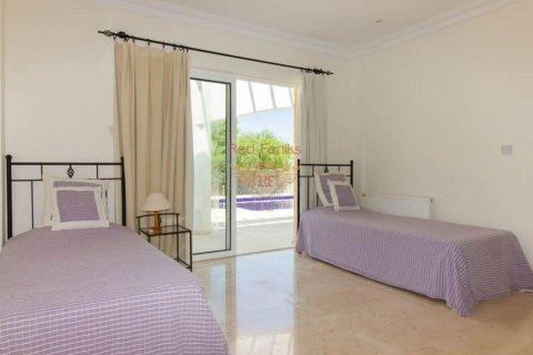 Villa for sale  in Girne, Northern Cyprus, 3 bedrooms, 150m2, No. 77084 – photo 12