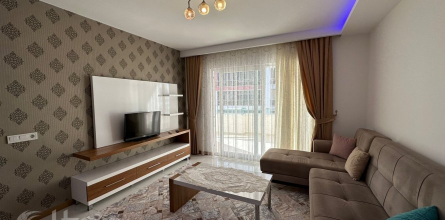 1+1 Apartment  in Mahmutlar, Antalya, Turkey No. 82015