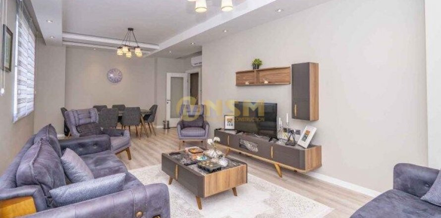 4+1 Apartment  in Alanya, Antalya, Turkey No. 84012