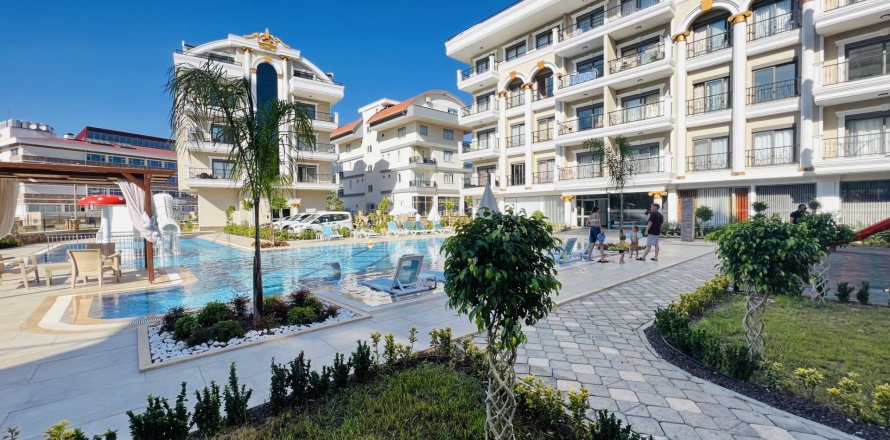 2+1 Apartment  in Oba, Antalya, Turkey No. 83027