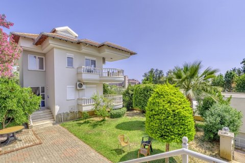 Penthouse for sale  in Konakli, Antalya, Turkey, 3 bedrooms, 200m2, No. 79708 – photo 1