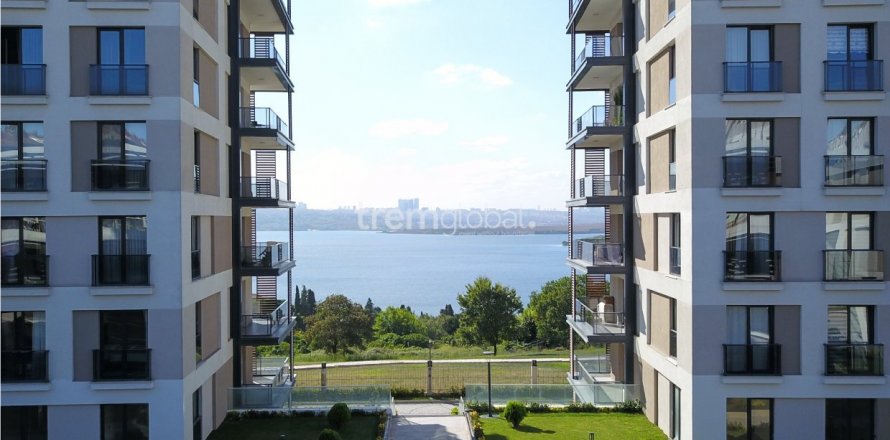 1+3 Apartment  in Istanbul, Turkey No. 81044