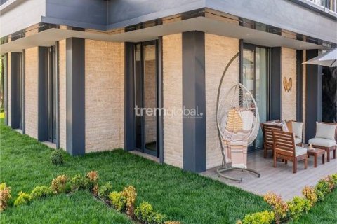 Apartment for sale  in Istanbul, Turkey, 1 bedroom, 242m2, No. 80979 – photo 1