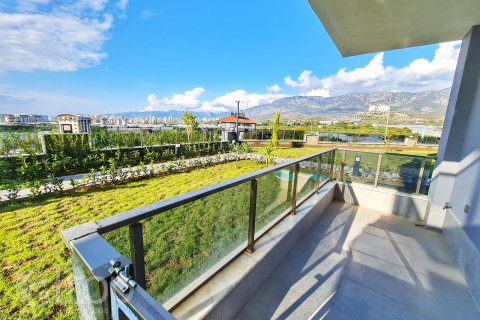 Apartment for sale  in Alanya, Antalya, Turkey, 4 bedrooms, 200m2, No. 82809 – photo 28