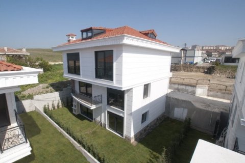 Villa for sale  in Istanbul, Turkey, 2 bedrooms, 346m2, No. 41917 – photo 10