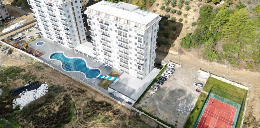 1+1 Apartment  in Avsallar, Antalya, Turkey No. 82974