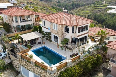 Apartment for sale  in Kargicak, Alanya, Antalya, Turkey, 3 bedrooms, 140m2, No. 83005 – photo 1