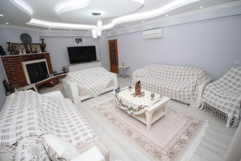 for sale  in Alanya, Antalya, Turkey, 1 bedroom, 180m2, No. 79821 – photo 2