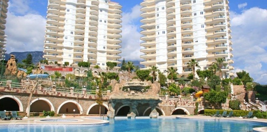 3+1 Apartment  in Mahmutlar, Antalya, Turkey No. 82807