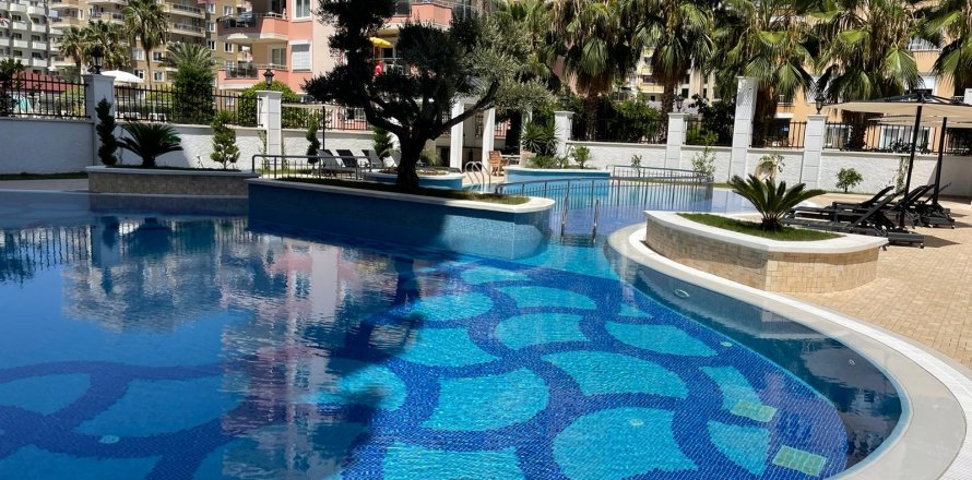 2+1 Apartment  in Mahmutlar, Antalya, Turkey No. 83074