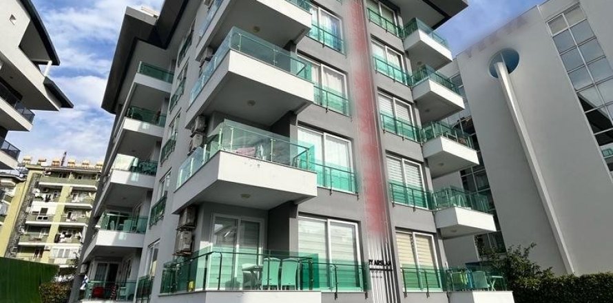 1+1 Apartment  in Oba, Antalya, Turkey No. 83633