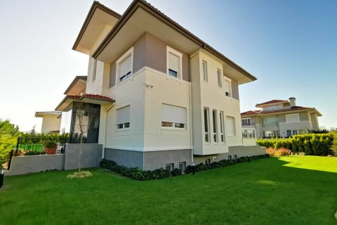 Villa for sale  in Istanbul, Turkey, 5 bedrooms, 576m2, No. 81215 – photo 2