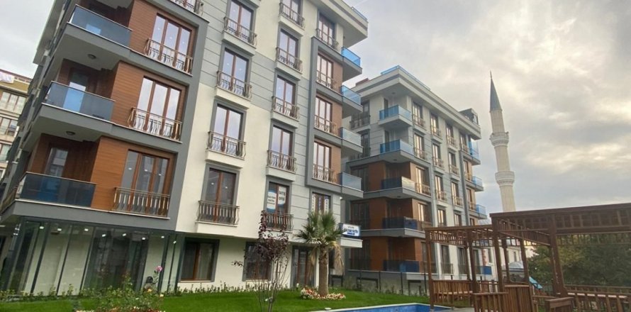 2+1 Apartment  in Beylikduezue, Istanbul, Turkey No. 82536