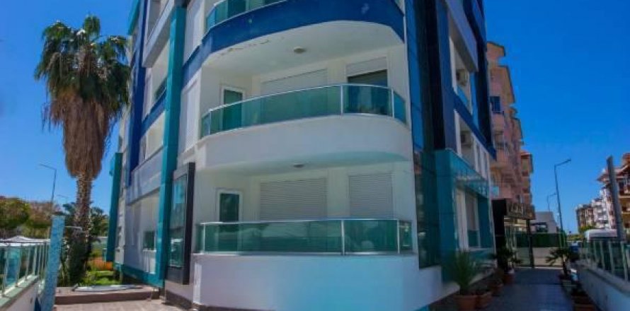 2+1 Apartment  in Oba, Antalya, Turkey No. 81354