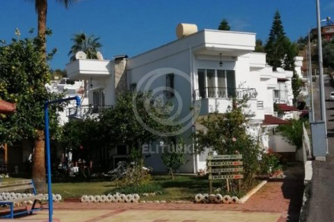 Villa for sale  in Alanya, Antalya, Turkey, 1 bedroom, 120m2, No. 84674 – photo 1