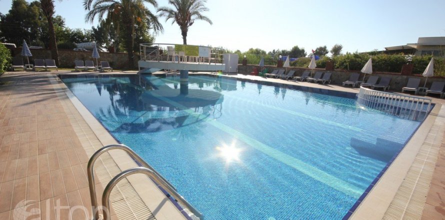 2+1 Apartment  in Alanya, Antalya, Turkey No. 82818