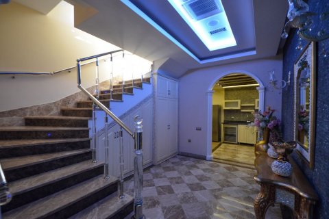 Villa for sale  in Kargicak, Alanya, Antalya, Turkey, 4 bedrooms, 300m2, No. 83003 – photo 21