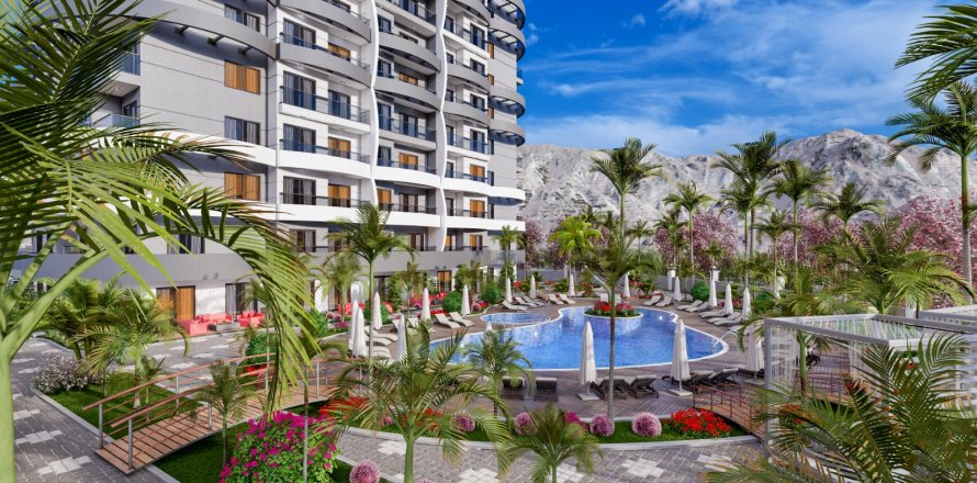 2+1 Penthouse  in Mahmutlar, Antalya, Turkey No. 80380