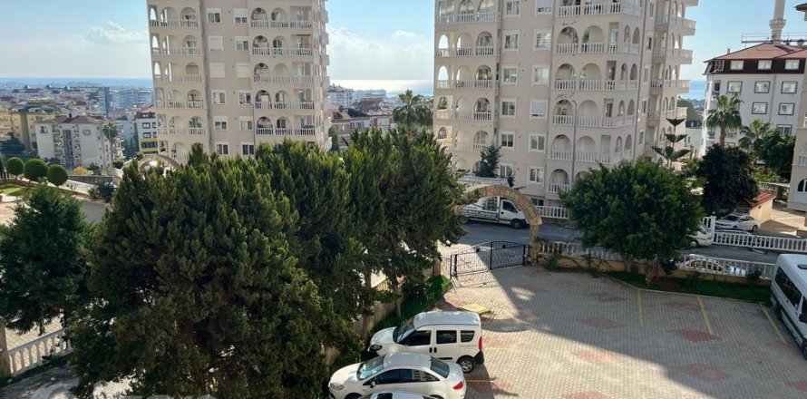 2+1 Apartment  in Cikcilli, Antalya, Turkey No. 80582