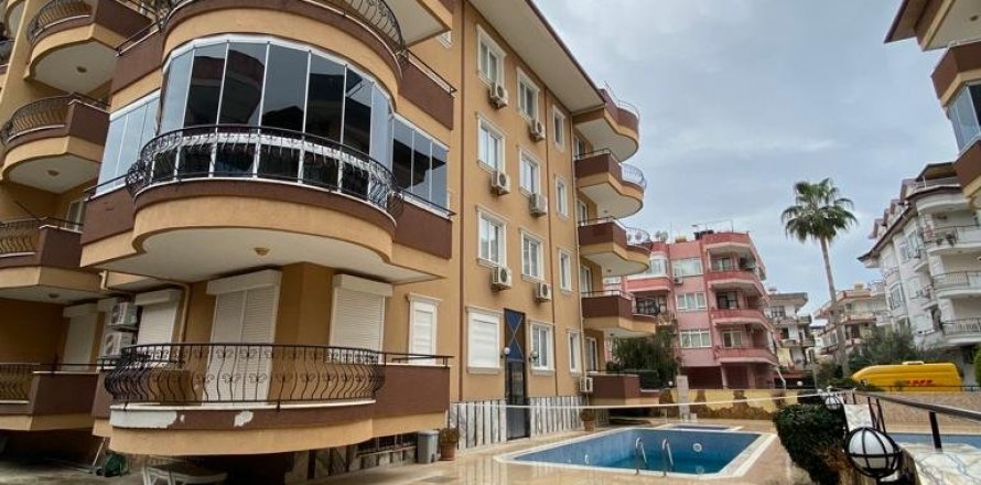 2+1 Apartment  in Oba, Antalya, Turkey No. 82823