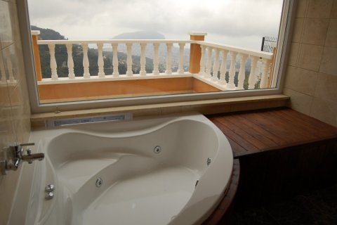 Villa for sale  in Alanya, Antalya, Turkey, 4 bedrooms, 300m2, No. 79760 – photo 4
