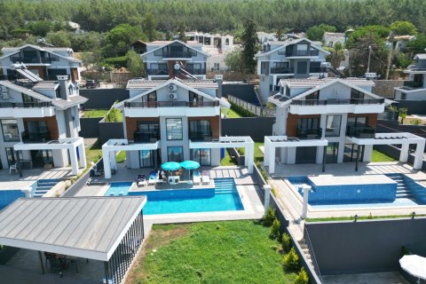 Villa for sale  in Ovacik, Mugla, Turkey, 4 bedrooms, 202m2, No. 85615 – photo 1