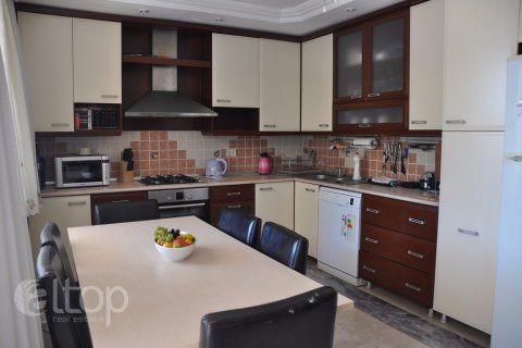 آپارتمان در  Alanya ، امارات متحده عربی 8 خوابه ، 300 متر مربع.  شماره 2074 - 7