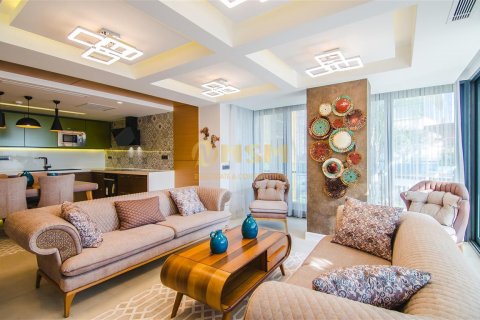 آپارتمان در  Alanya ، امارات متحده عربی 1 خوابه ، 114 متر مربع.  شماره 5515 - 4
