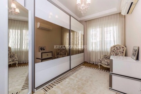 آپارتمان در  Antalya ، امارات متحده عربی 3 خوابه ، 175 متر مربع.  شماره 9627 - 13