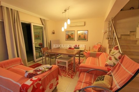 آپارتمان در  Bodrum ، امارات متحده عربی 4 خوابه ، 180 متر مربع.  شماره 9901 - 22