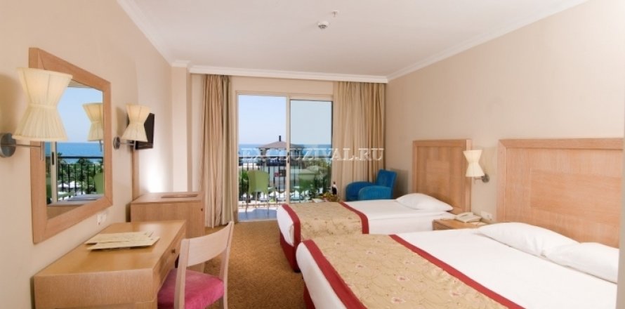 هتل در  Antalya ، امارات متحده عربی 14000 متر مربع.  شماره 9747