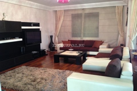 ویلا در  Kemer ، امارات متحده عربی 3 خوابه ، 165 متر مربع.  شماره 9882 - 6