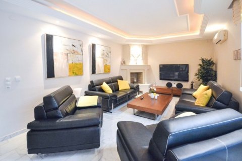 آپارتمان در Tosmur،  Alanya ، امارات متحده عربی 4 خوابه ، 370 متر مربع.  شماره 12639 - 19