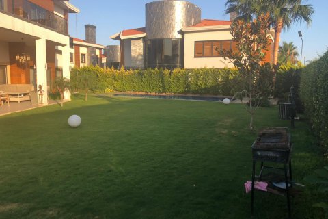 ویلا در  Mersin ، امارات متحده عربی 5 خوابه ، 320 متر مربع.  شماره 15108 - 14